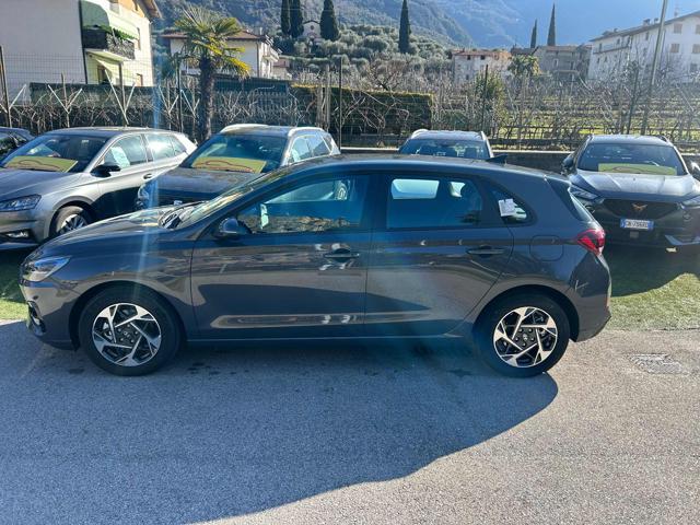 HYUNDAI i30 usata, con Airbag