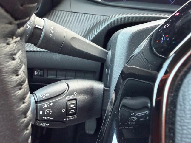 PEUGEOT 208 usata, con Autoradio digitale