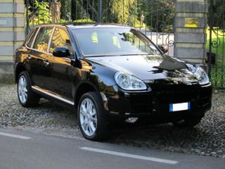 PORSCHE Cayenne usata, con Sensori di parcheggio anteriori