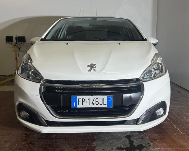 PEUGEOT 208 usata, con Airbag