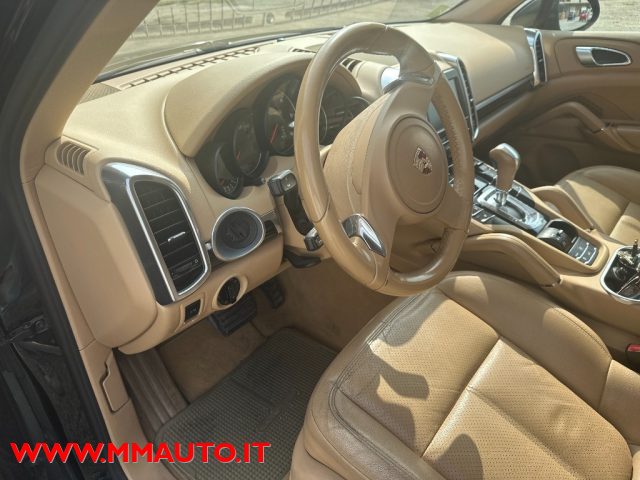 PORSCHE Cayenne usata, con Interni in pelle