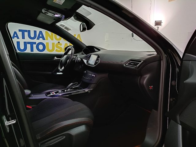 PEUGEOT 308 usata, con Touch screen