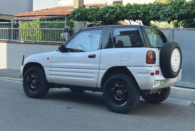 TOYOTA RAV 4 usata 19