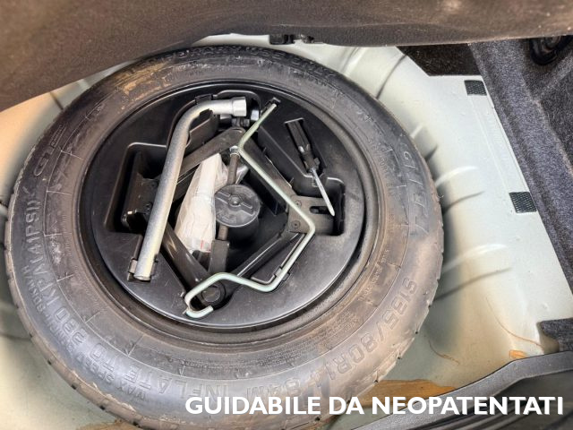 LANCIA Ypsilon usata, con USB