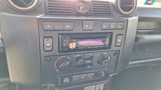 LAND ROVER Defender usata 26