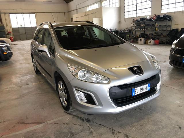 PEUGEOT 308 usata, con Airbag