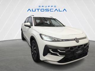 VOLKSWAGEN T-Roc usata, con Autoradio