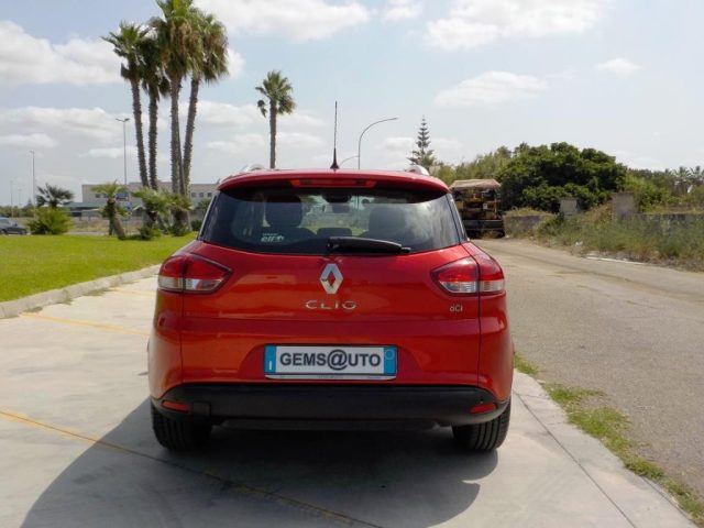 RENAULT Clio usata, con Autoradio