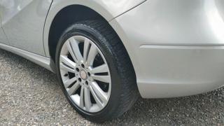 MERCEDES-BENZ B 180 usata, con Chiusura centralizzata