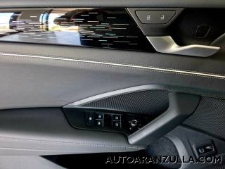 VOLKSWAGEN Tiguan usata, con Leve al volante