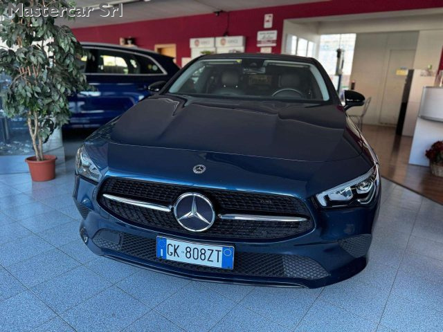 MERCEDES-BENZ CLA 200 usata, con Airbag