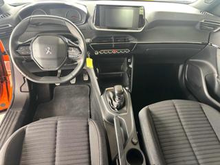 PEUGEOT 2008 usata, con Touch screen