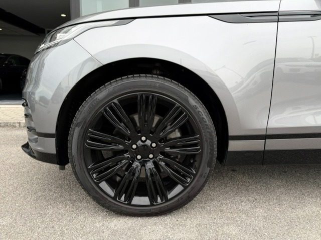 LAND ROVER Range Rover Velar usata, con Interni in pelle
