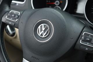 VOLKSWAGEN Golf usata, con Touch screen