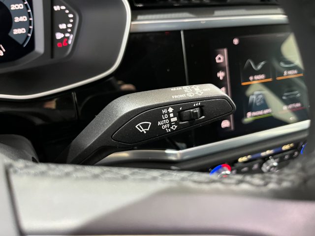 AUDI Q3 usata, con Park Distance Control
