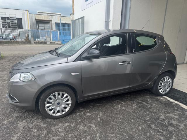 LANCIA Ypsilon usata, con Airbag