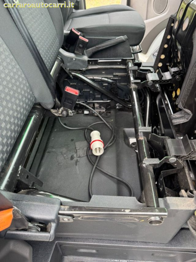 FORD Transit Custom usata, con Pneumatici estivi