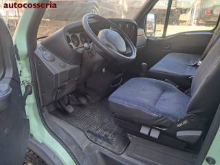 IVECO Daily usata 10