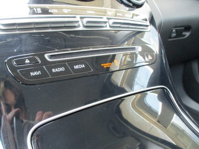 MERCEDES-BENZ C 200 usata, con Leve al volante