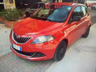 LANCIA Ypsilon usata, con Airbag