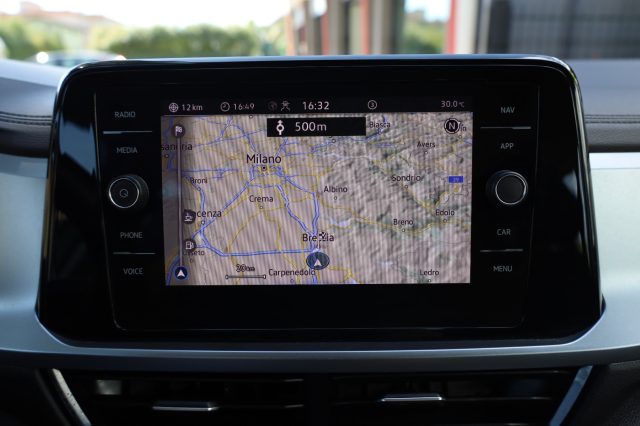 VOLKSWAGEN T-Roc usata 103