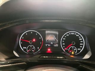 VOLKSWAGEN T-Cross usata, con USB