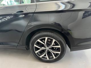 VOLKSWAGEN Passat Variant usata, con Autoradio