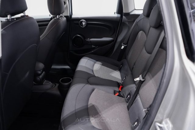 MINI Cooper D usata 26