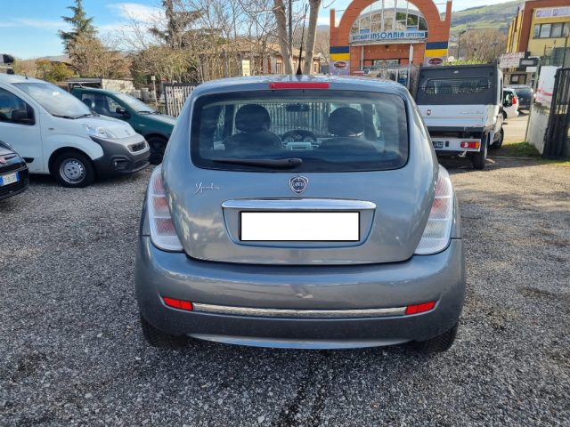 LANCIA Ypsilon usata, con Autoradio