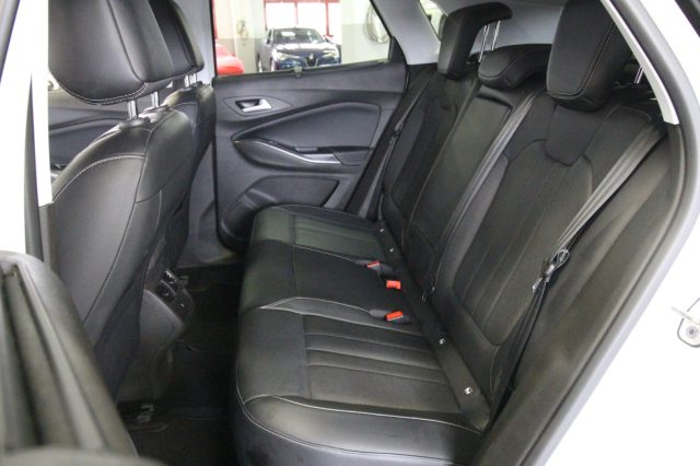 OPEL Grandland X usata, con Controllo automatico clima