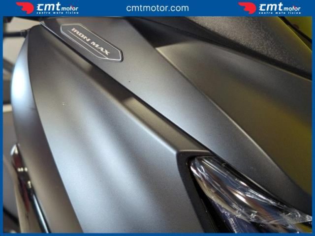 YAMAHA X-Max 400 usata 9