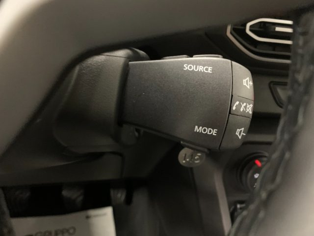 DACIA Sandero usata, con Touch screen