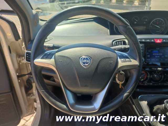 LANCIA Ypsilon usata 10