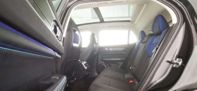 LYNK & CO 01 usata, con Sensore di luce