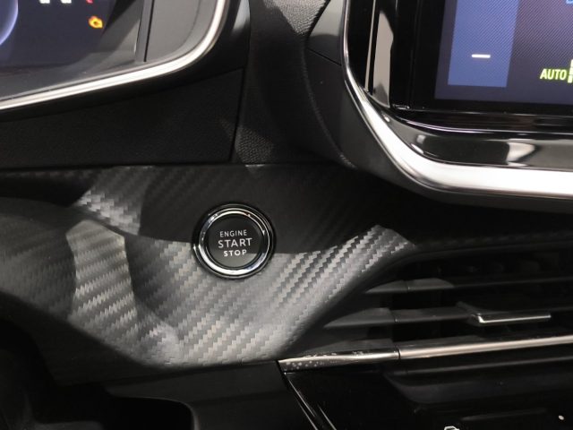 PEUGEOT 2008 usata, con Tettuccio apribile