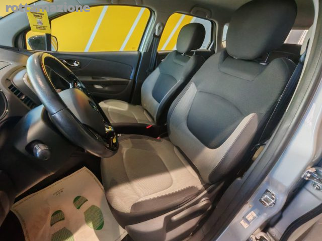 RENAULT Captur usata, con Sedile posteriore sdoppiato