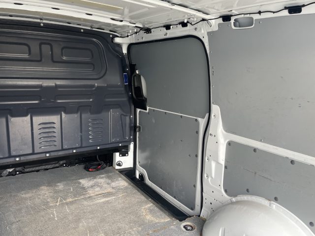 MERCEDES-BENZ Vito usata 15