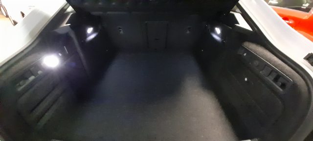 SKODA Superb usata, con Climatizzatore