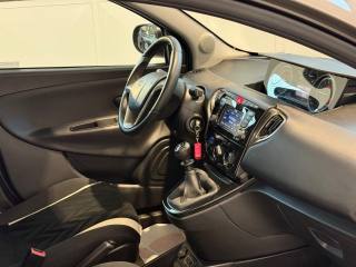 LANCIA Ypsilon usata 25