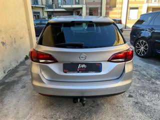 OPEL Astra usata, con Controllo trazione