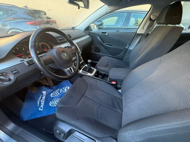 VOLKSWAGEN Passat usata, con Controllo trazione