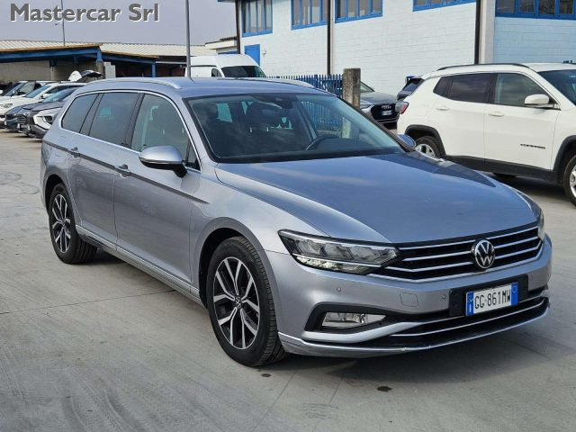 VOLKSWAGEN Passat Variant usata, con Boardcomputer
