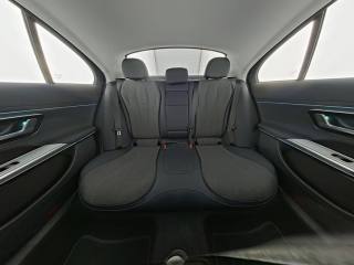MERCEDES-BENZ E 220 usata, con Climatizzatore