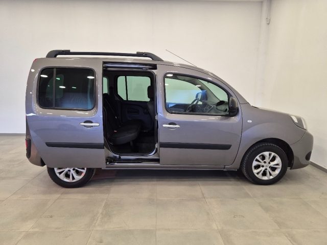 RENAULT Kangoo usata, con Chiusura centralizzata