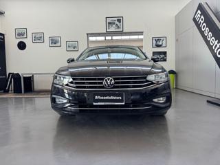 VOLKSWAGEN Passat Variant usata, con Airbag