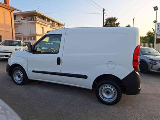 FIAT Doblo usata, con USB