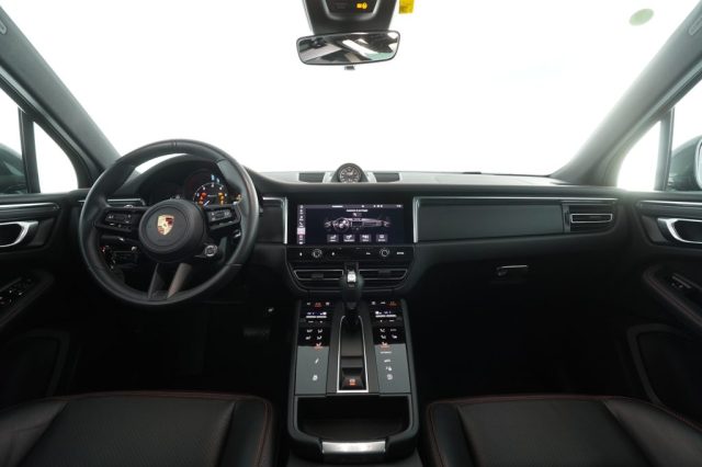 PORSCHE Macan usata 10