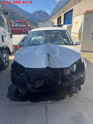 VOLKSWAGEN Polo 1.6 TDI DPF 5 porte incidentata