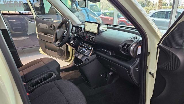 HYUNDAI INSTER usata, con Servosterzo