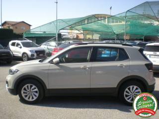 VOLKSWAGEN T-Cross usata, con Autoradio